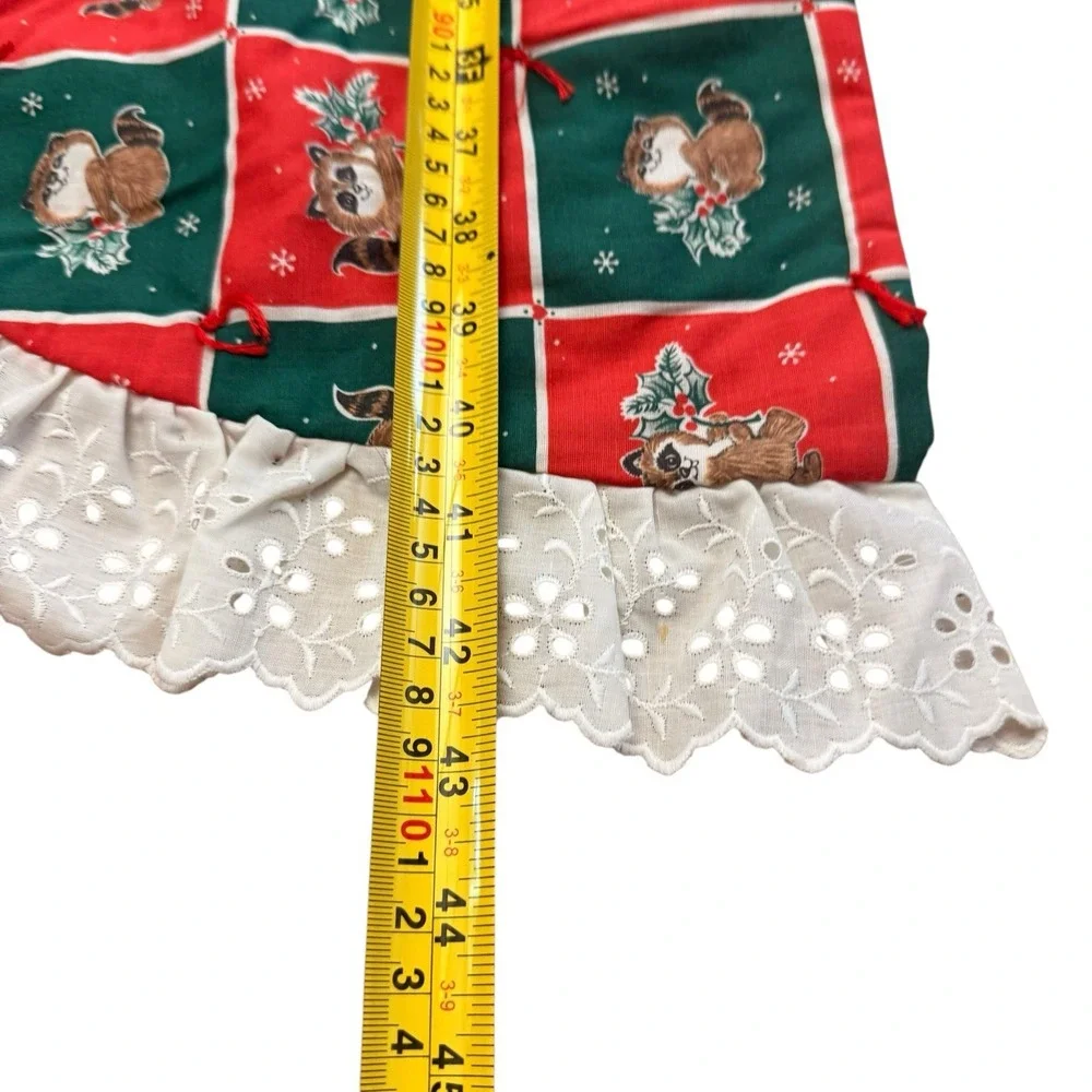 Vintage Christmas Tree Skirt Quilted Round Ruffle Reversible Country Patchwork
